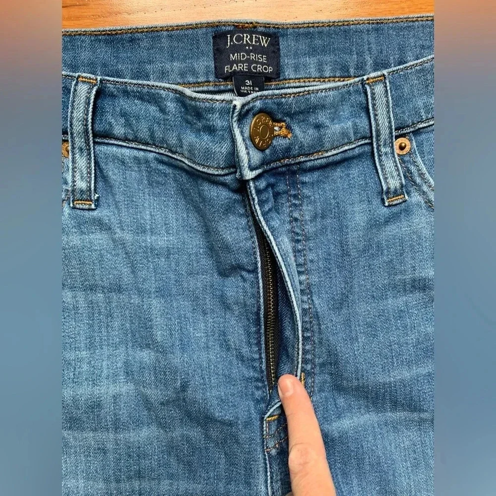 J. Crew Women Mid-Rise Flare Crop Jeans size 31 Raw Hem Medium Blue Wash Classic - Picture 5 of 7